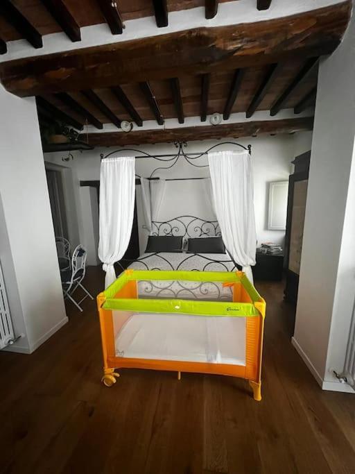 La Piccola Fattoria Nella Campagna Umbra Appartamento *