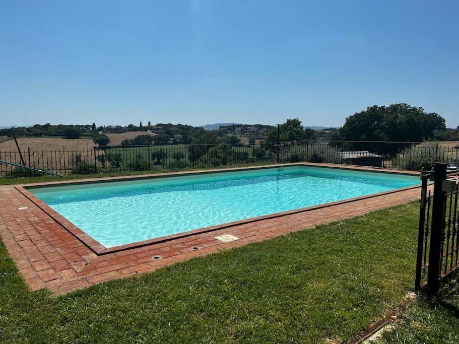 La Piccola Fattoria Nella Campagna Umbra
